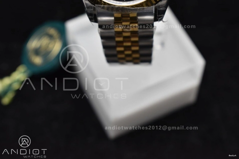 GSF DateJust Bracelet 278273 Soft President 561 on Ladies 316L Steel YG Black Dial Stick Markers 31 0731